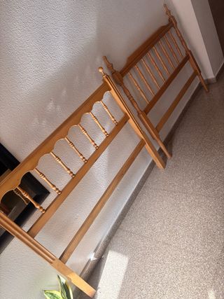 Cabecero de cama de madera