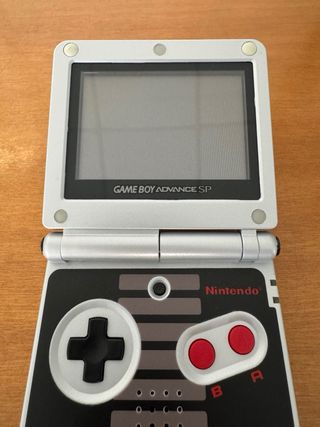 Nintendo Game Boy Advance SP Plata