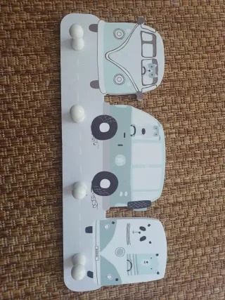 Perchero infantil con 3 ganchos