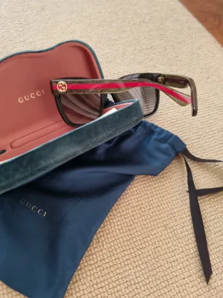 Gafas de Sol Gucci Mujer Negras. ORIGINALES.