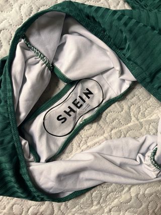 Bikini premamá verde