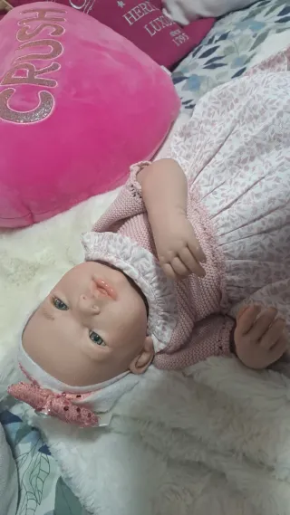 Precioso vestido rosa para bebé