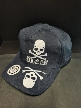 Gorra Philipp Plein Calavera y Tibias Cruzadas