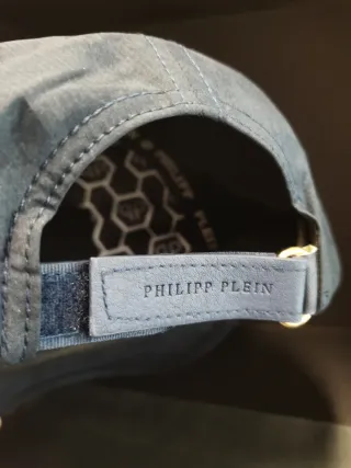 Gorra Philipp Plein Calavera y Tibias Cruzadas