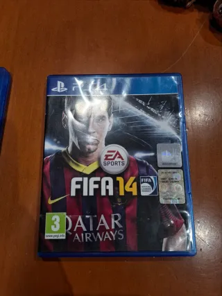 Juegos PS4 FIFA 14 y FIFA 15