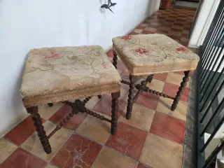 2 Banquillos Antiguos Madera Tapizado