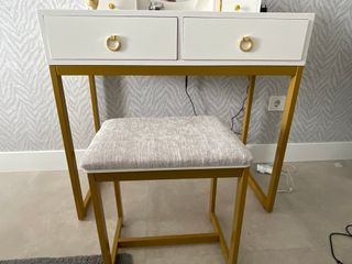 Tocador Beliani con espejo y taburete (LED).