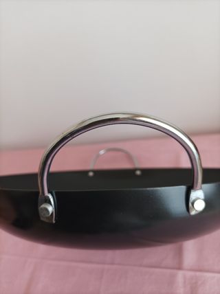 Tegame con manici con cartellino