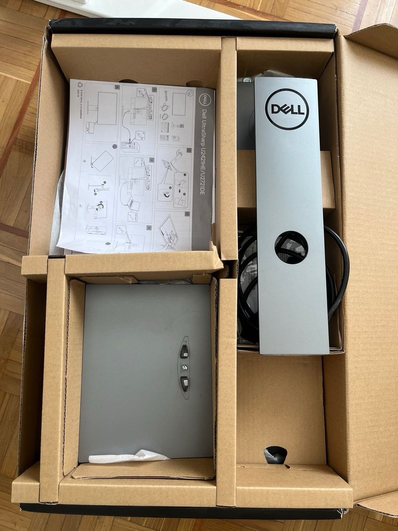 Monitor Dell Ultrasharp 24 USB C Hub afbeelding 3