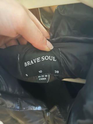 Abrigo de plumas BRAVE SOUL negro