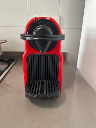 Cafetera Nespresso Krups Roja