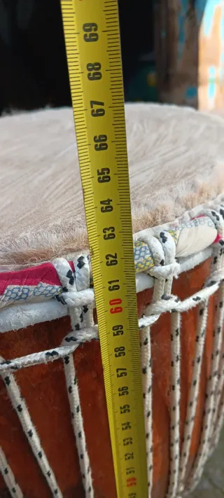 Djembé senegalés tallado