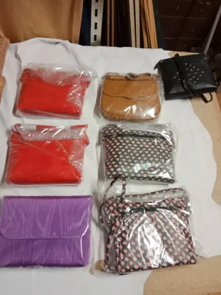 Bolso rosa sin estrenar