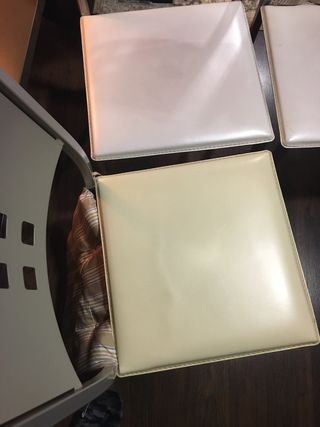 Silla de cocina plateada o blanca