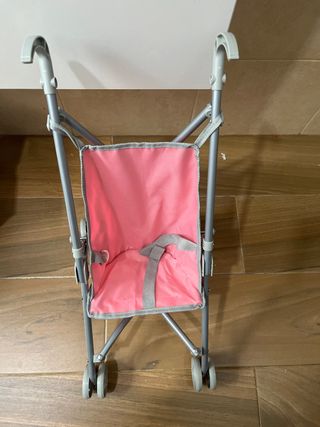 Carrito de juguete rosa y gris