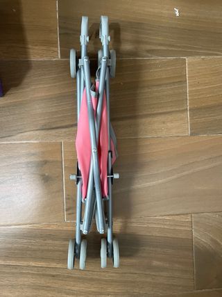 Carrito de juguete rosa y gris