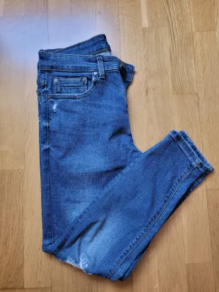 Vaqueros Pull&Bear rotos azules