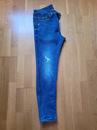 Vaqueros Pull&Bear rotos azules