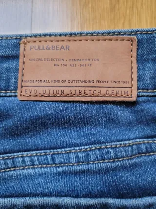 Vaqueros Pull&Bear rotos azules