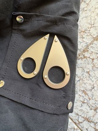 Giubbotto Moose Knuckles nero con cappuccio