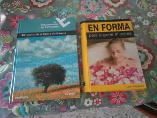 Libros, novelas ;