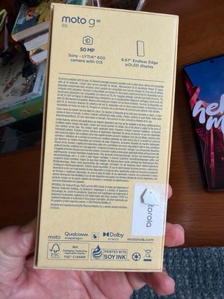 Motorola Moto G85 5G 256GB Negro/Amarillo