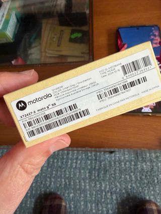 Motorola Moto G85 5G 256GB Negro/Amarillo