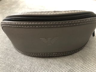 Custodia occhiali Emporio Armani grigia