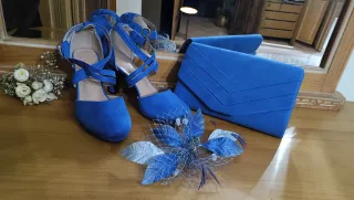 Conjunto Zapatos Tacón y Bolso Azul