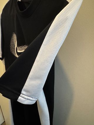 Camiseta Nike Deportiva Negra Talla S