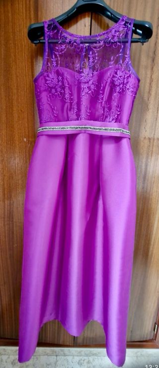 Traje de fiesta morado
