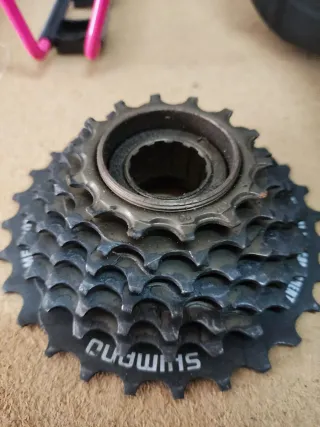 Lote Bici: Sillín Selle Italia + Cassette