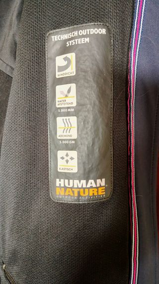 Cortavientos mujer azul y rojo