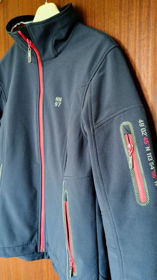 Cortavientos mujer azul y rojo