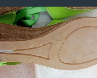 Sandalias cuña verdes talla 41
