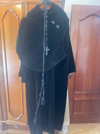 Traje Cofradía Santo Entierro Zamora