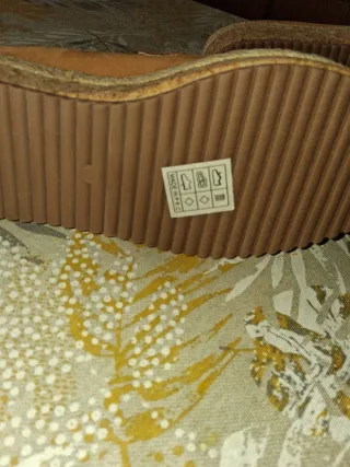 Zapatos de plataforma con flecos