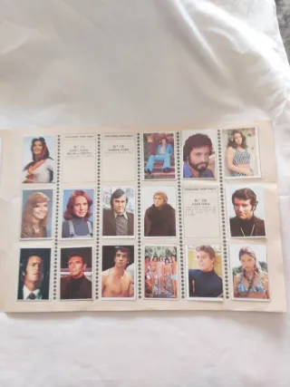 Álbum de Cromos Figuras