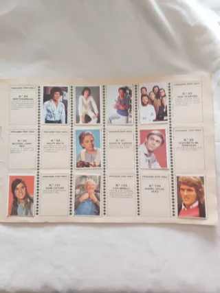 Álbum de Cromos Figuras