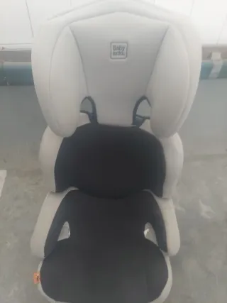Silla coche (creo q es 15-36 kg, hasta 12 años)