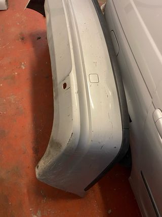 Parachoques trasero bmw e46 berlina resty