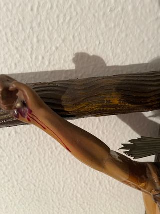 Crucifijo de pared madera y escayola