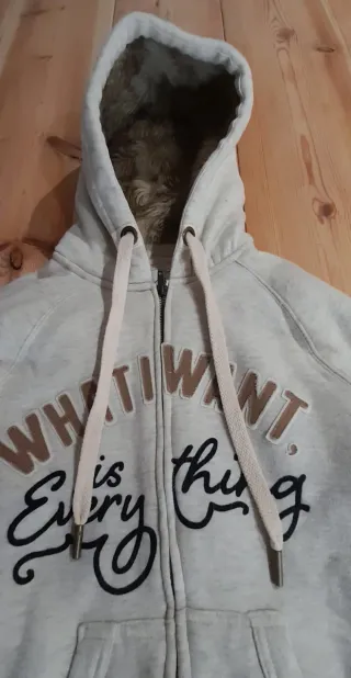 Chaqueta Bershka niña beige