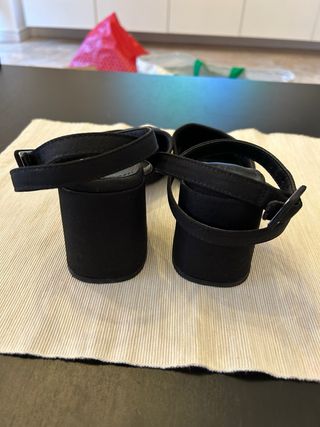 ASOS DESIGN Scarpe Nere con Tacco