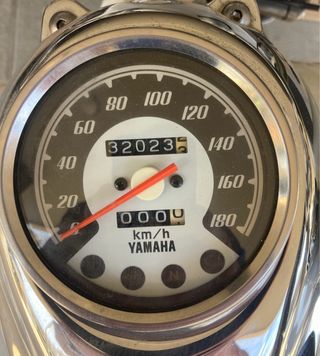 Yamaha XVS 650 Cruiser Blanca