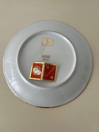 Plato de porcelana fina con oro Artlynsa