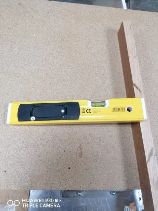 Nivel Electrónico STABILA 30 cm