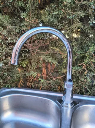 Fregadero 2 senos con grifo Grohe