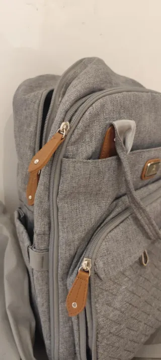 Mochila para bebé gris