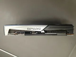 Sapphire Nitro+ 5700XT GPU #24